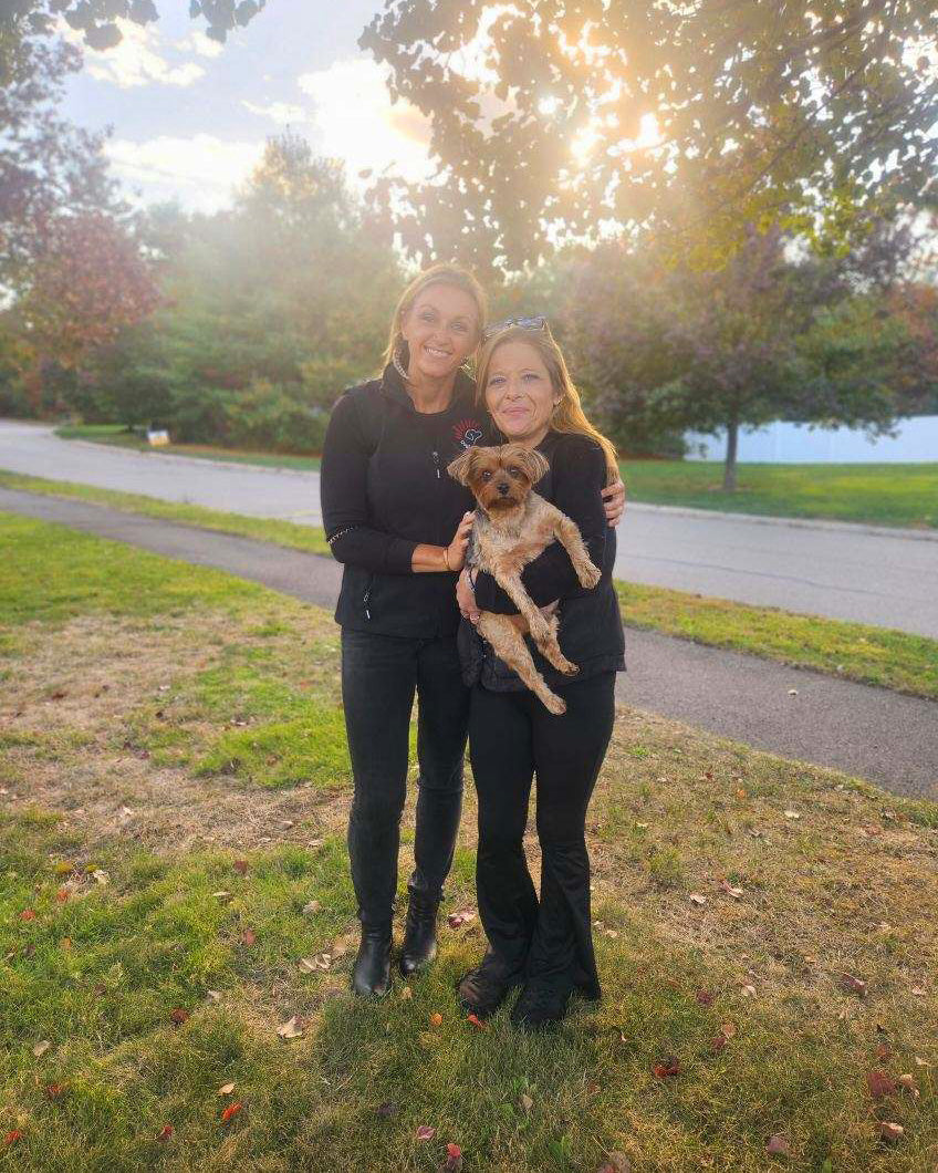 Red light therapy for dogs with paralysis. Paralyzed dog treatment success.